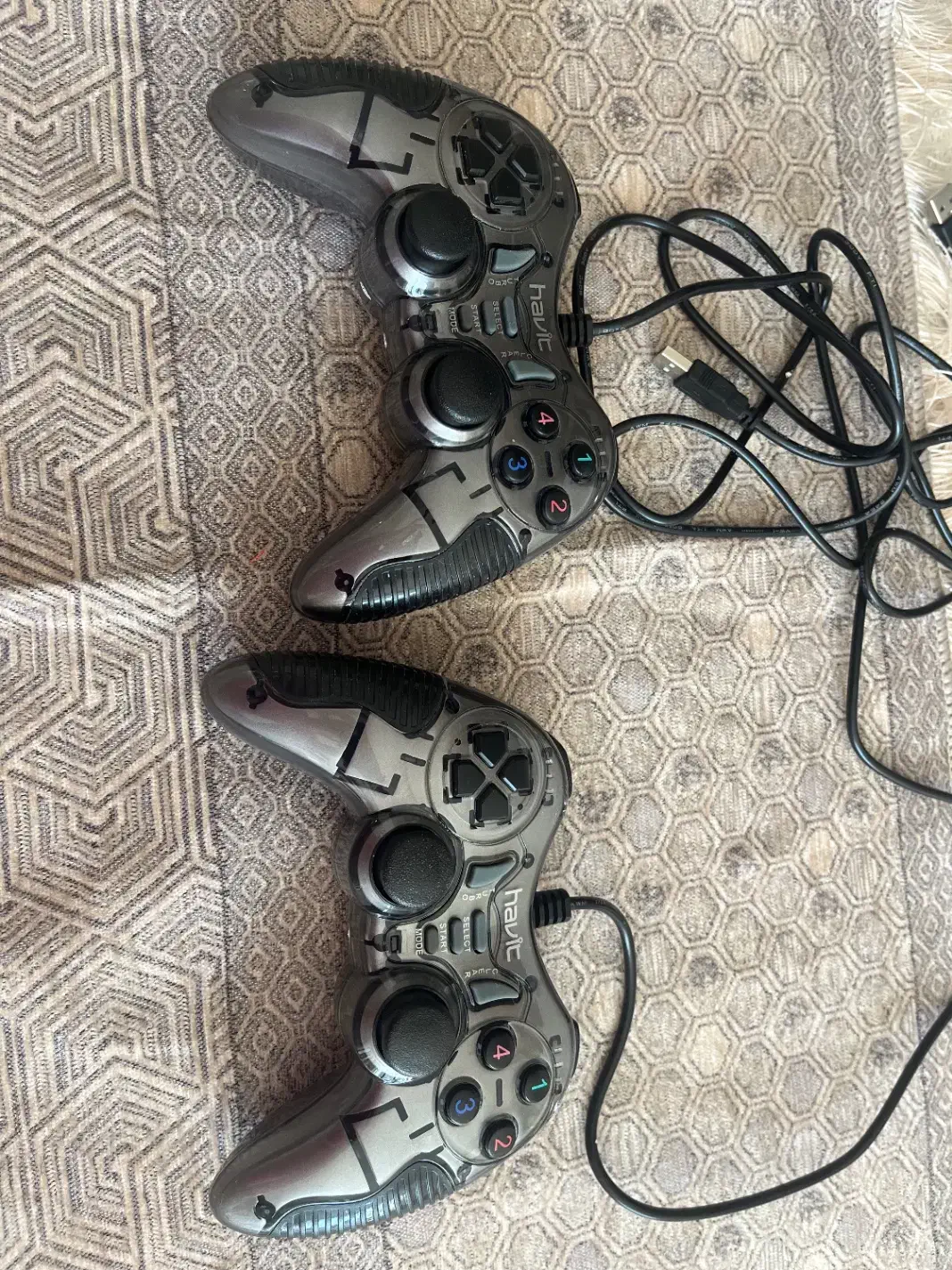 دسته بازی havit|کنسول، بازی ویدئویی و آنلاین|اصفهان, حسین‌آباد|دیوار