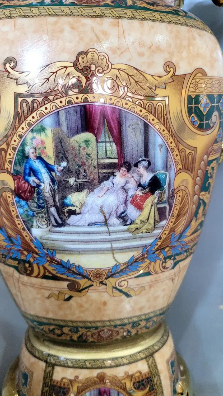 گلدان  چینی انتیک|کلکسیون اشیاء عتیقه|تهران, جوادیه|دیوار