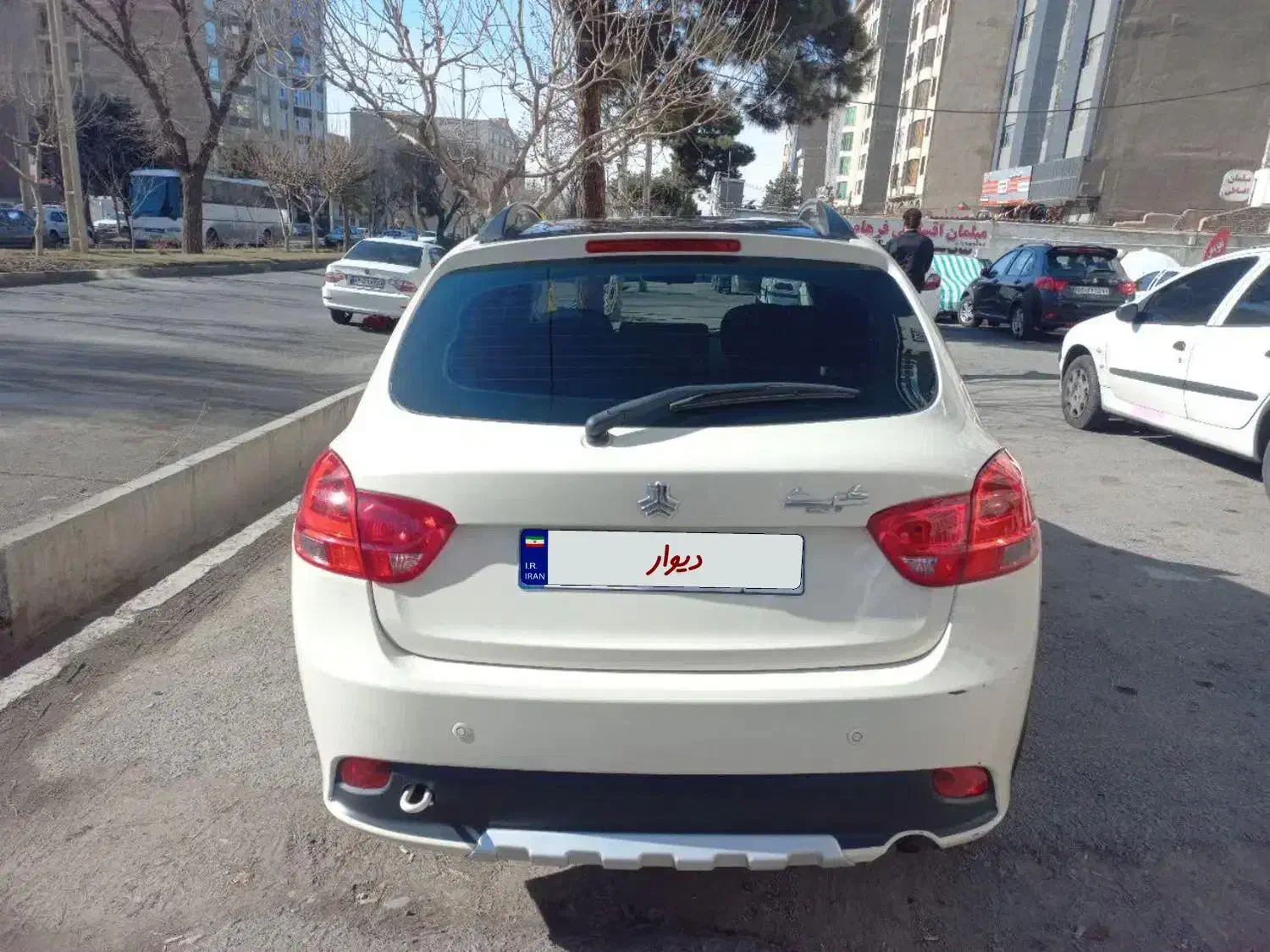 کوییک R کرم مشکی مدل 401|خودرو سواری و وانت|اندیشه, اندیشه فاز ۳|دیوار