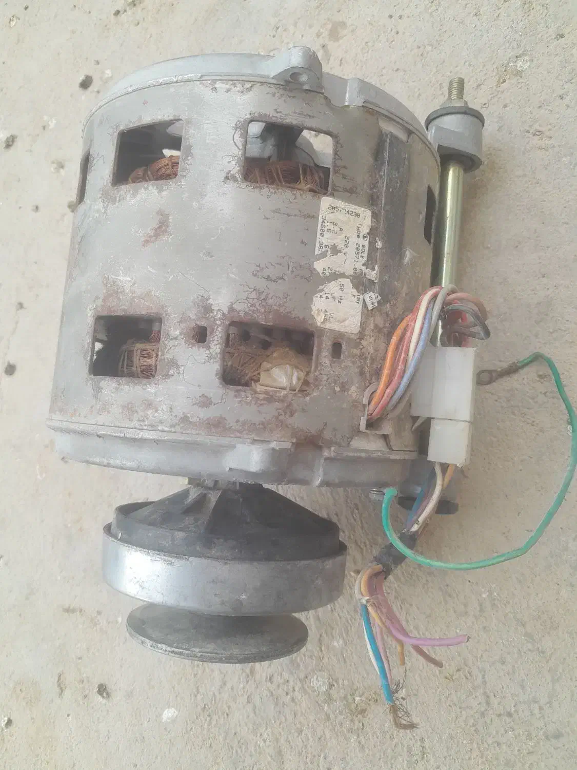 موتور لباسشویی ارج|ماشین لباسشویی و خشک‌کن لباس|زارچ, |دیوار