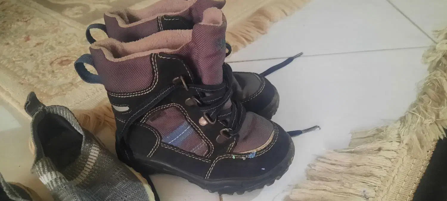 کفش های بچه گانه|کفش و لباس بچه|کرمانشاه, |دیوار