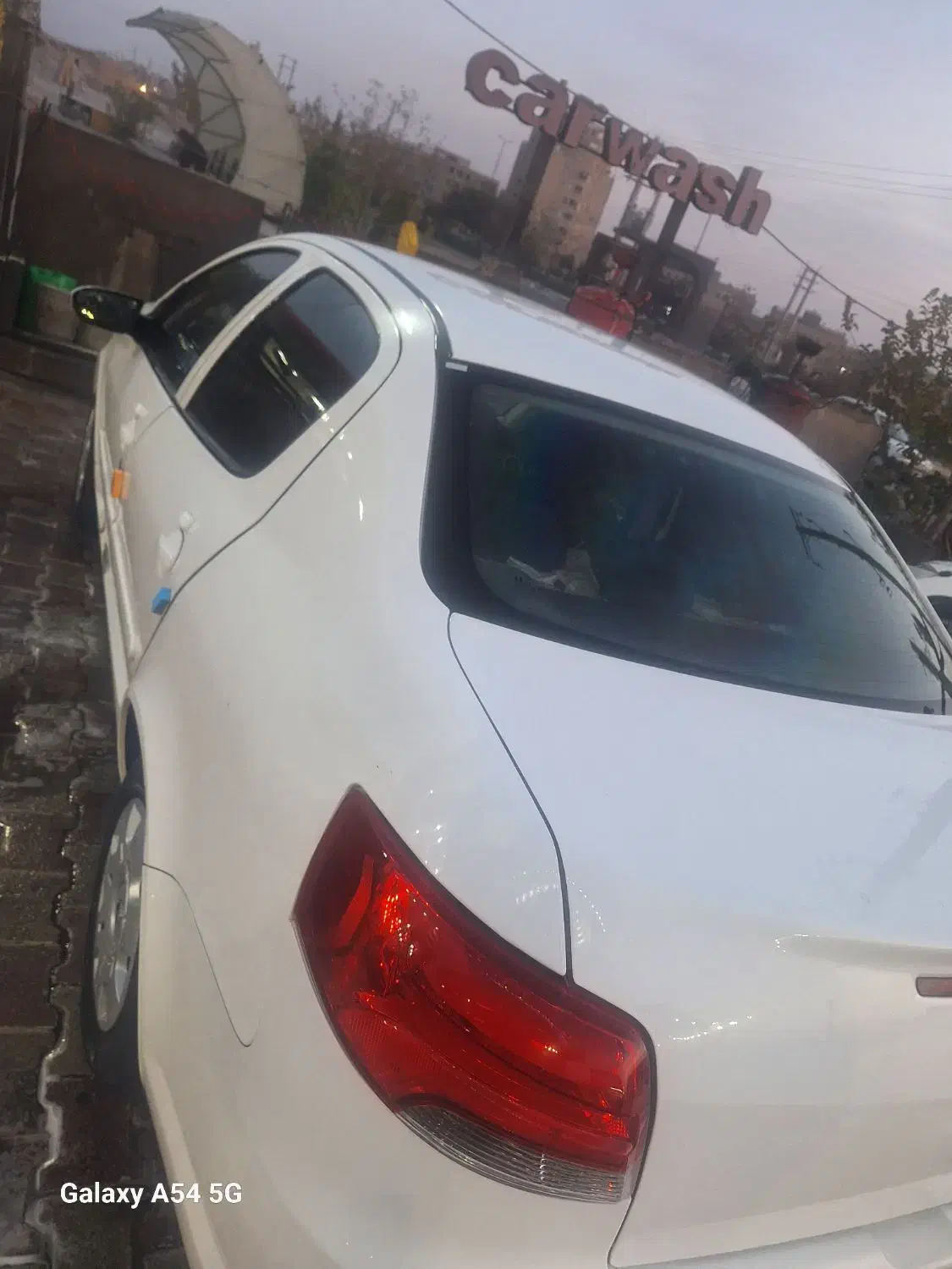 رانا پلاس ۴۰۲ بی رنگ|خودرو سواری و وانت|قم, پردیسان|دیوار