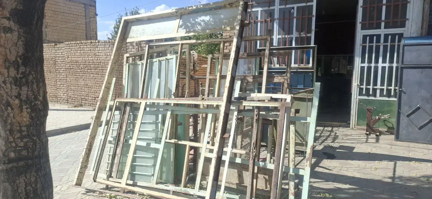 خرید و فروش انواع ضایعات|خدمات پیشه و مهارت|فریدونشهر, |دیوار