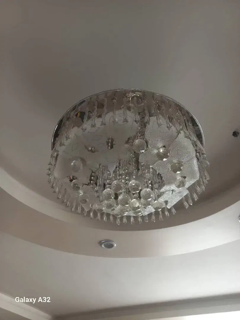 لوستر|لوستر و چراغ آویز|اصفهان, هیستان|دیوار