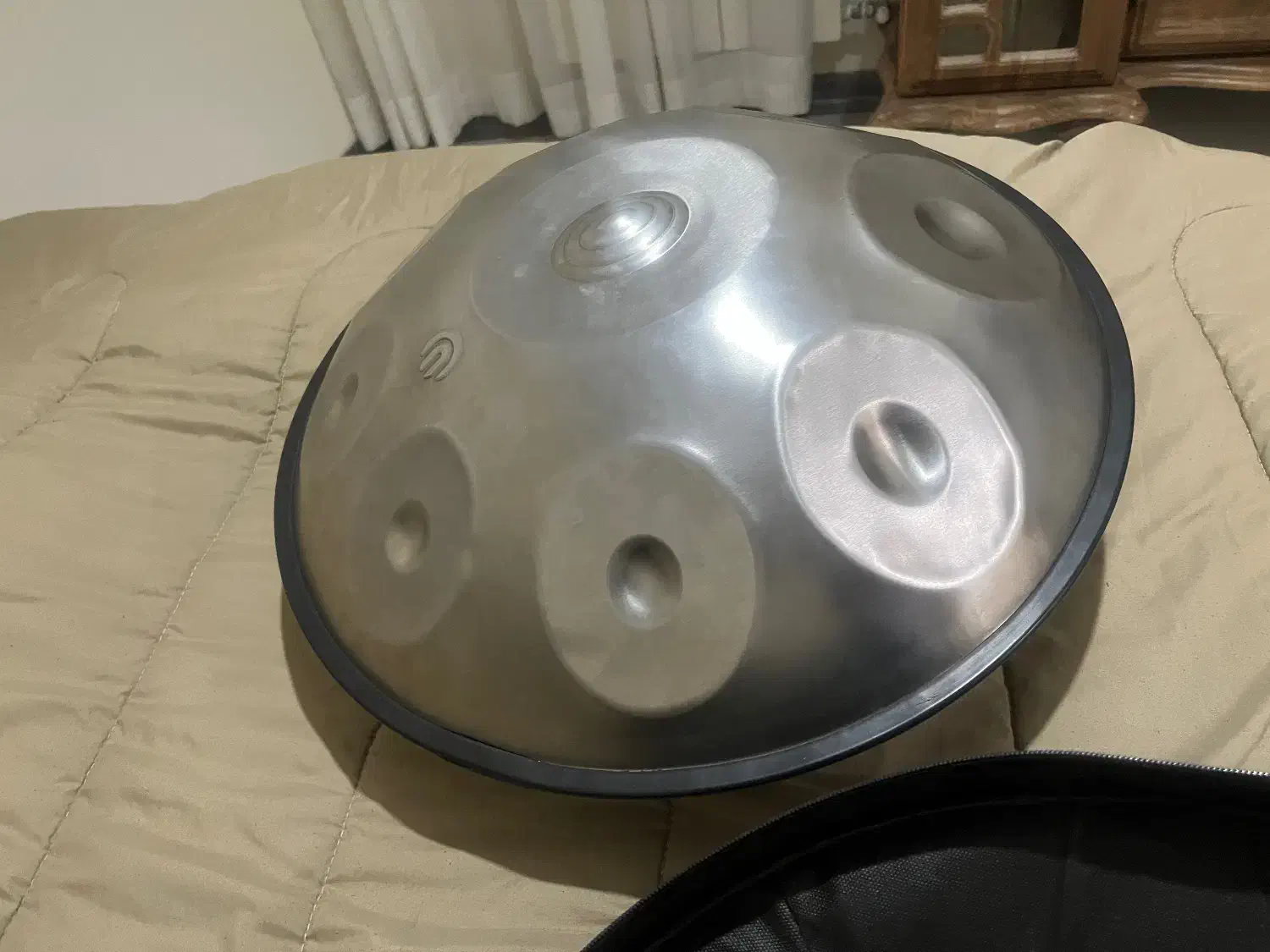 هنگدرام|درام و پرکاشن|ری, شهادت|دیوار