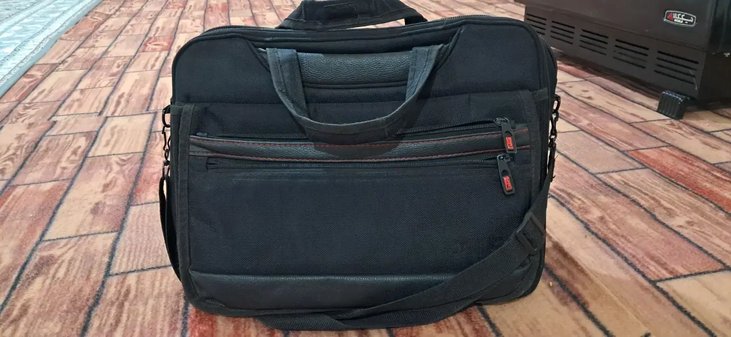 کیف اداری|کیف، کفش، کمربند|اهر, |دیوار