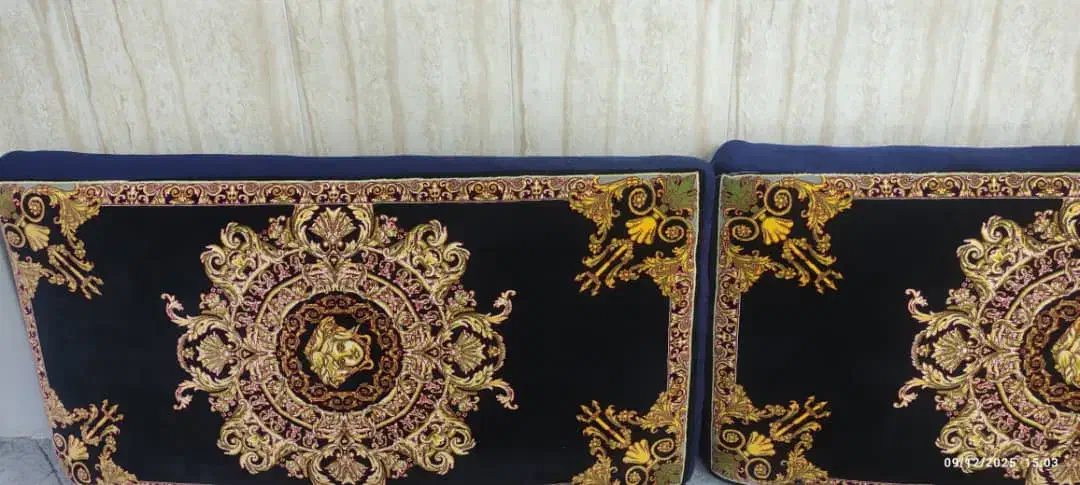 پشتی و پادری|پشتی|قم, زاویه|دیوار