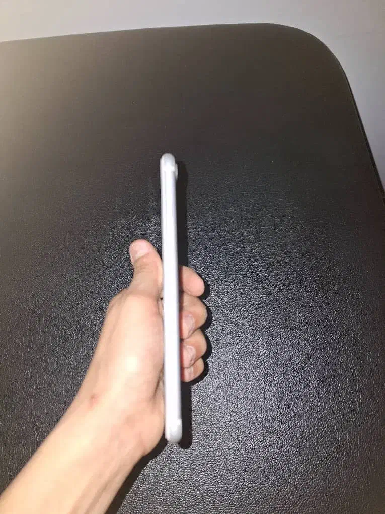 آیفون سون پلاس نقره ای|موبایل|قائم‌شهر, |دیوار