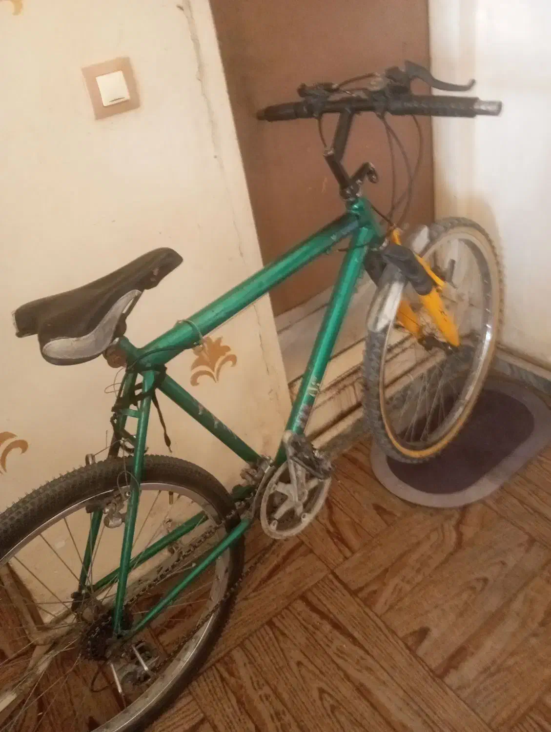 دوچرخه 26 دنده ای در حد نو|دوچرخه، اسکیت، اسکوتر|پیشوا, |دیوار