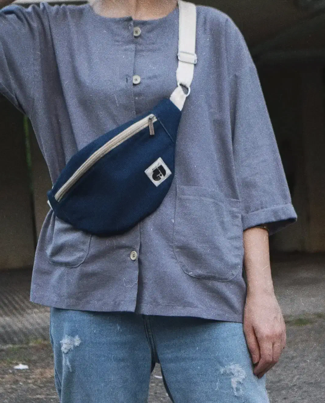 کیفهای کراس بادی و کیفهای کمری|کیف، کفش، کمربند|رشت, پل تالشان|دیوار