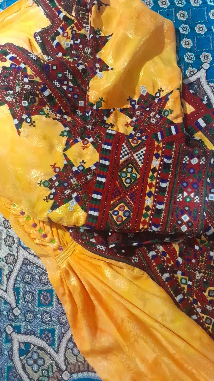 لباس بلوچی|لباس|دلگان, |دیوار