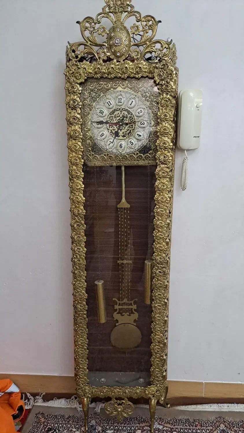 ساعت در حد طرح گل رز سنگین وزن قدیمی|ساعت|زنجان, |دیوار