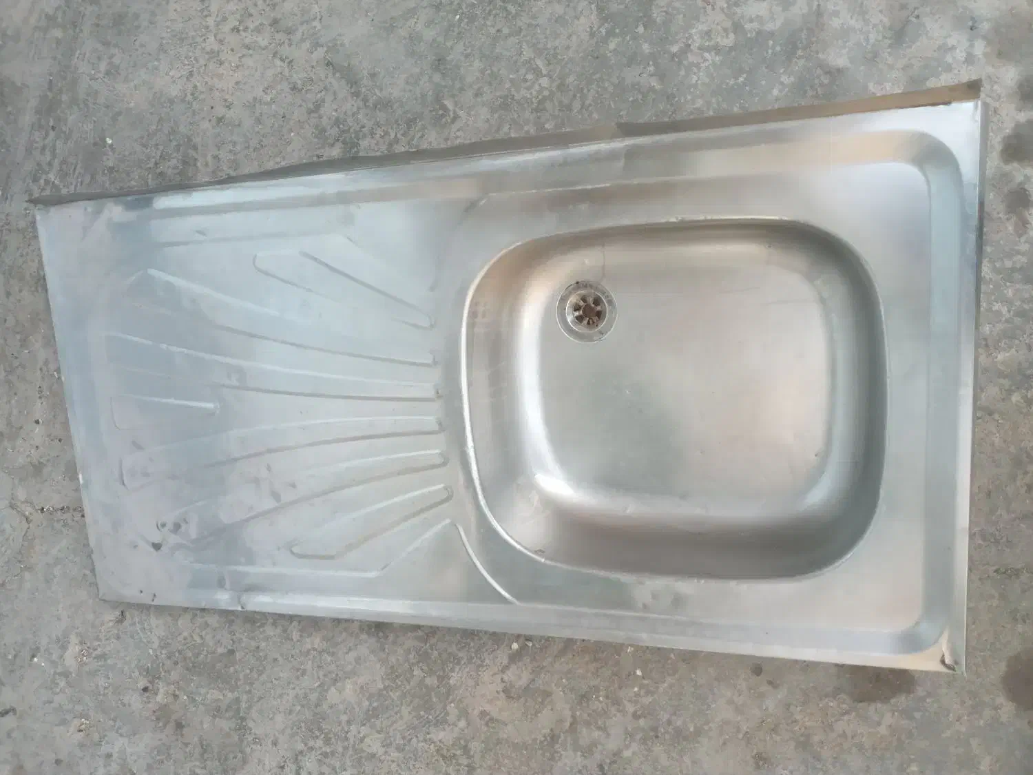 سینگ ظرفشویی|آب‌چکان و نظم‌دهنده ظروف|تاکستان, |دیوار