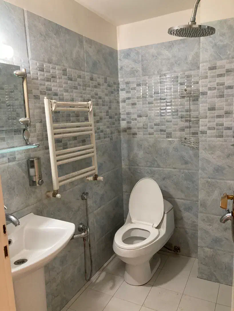 ۱۱۵ متر ۳ خواب فول امکانات رهن کامل دسترسی عالی