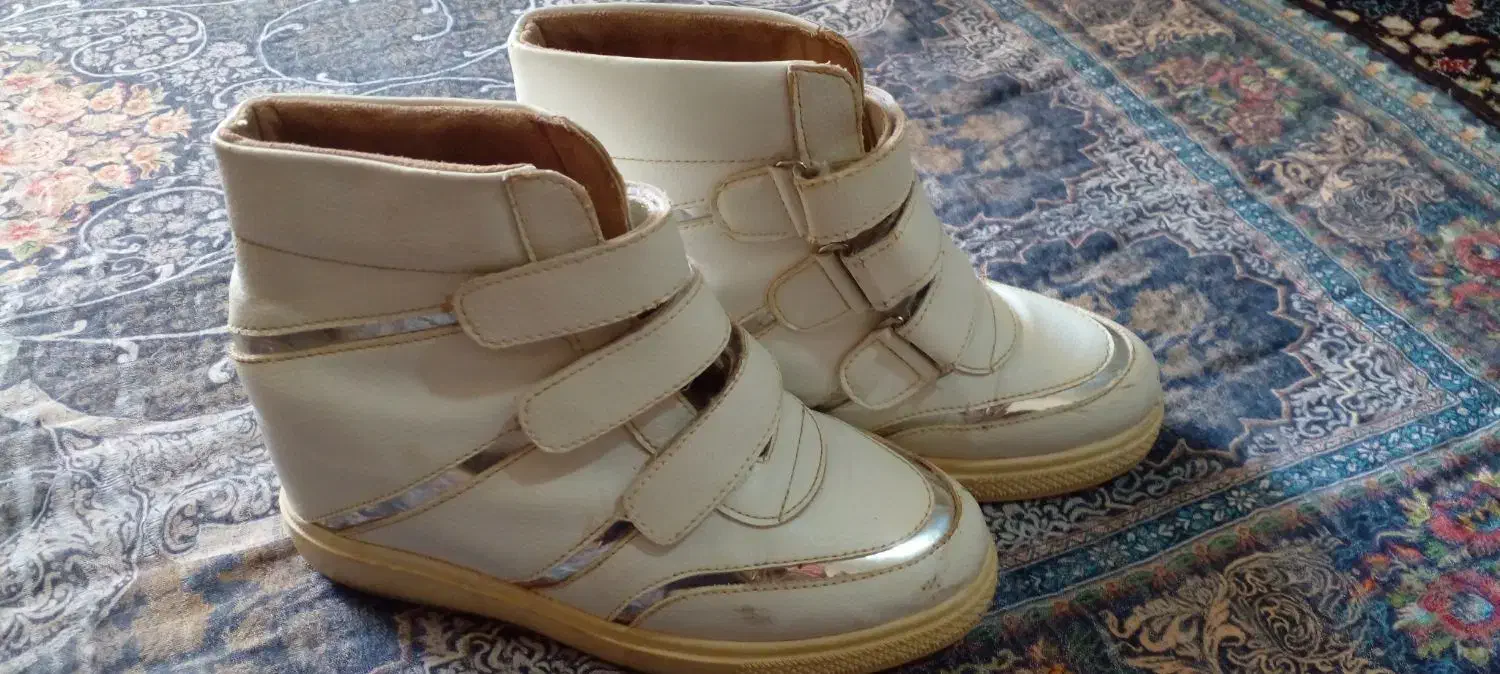 کفش|کفش و لباس بچه|بروجرد, |دیوار