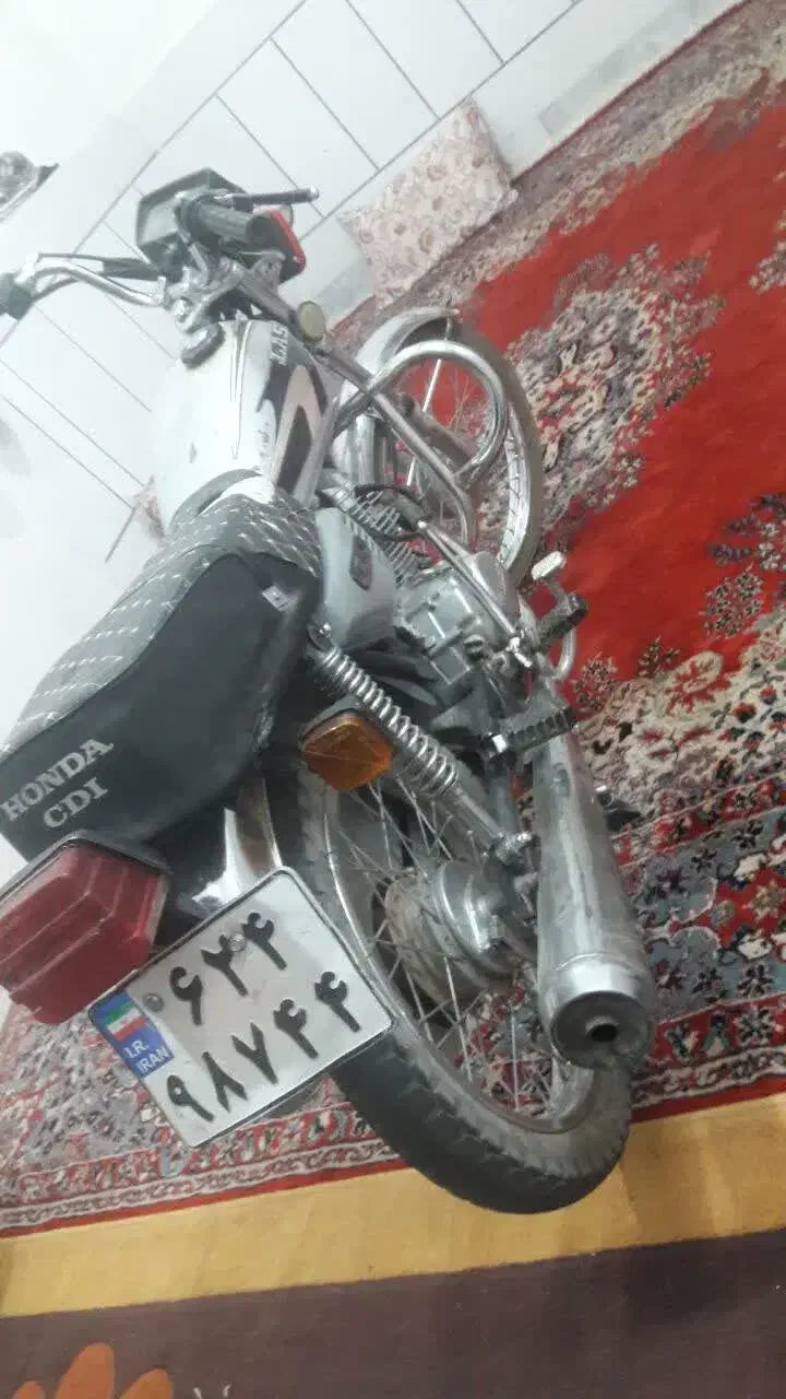 مدل ۹۱ وکارت سوخت و بیمه هم داره و مدارک کامل|موتورسیکلت|هرند, |دیوار