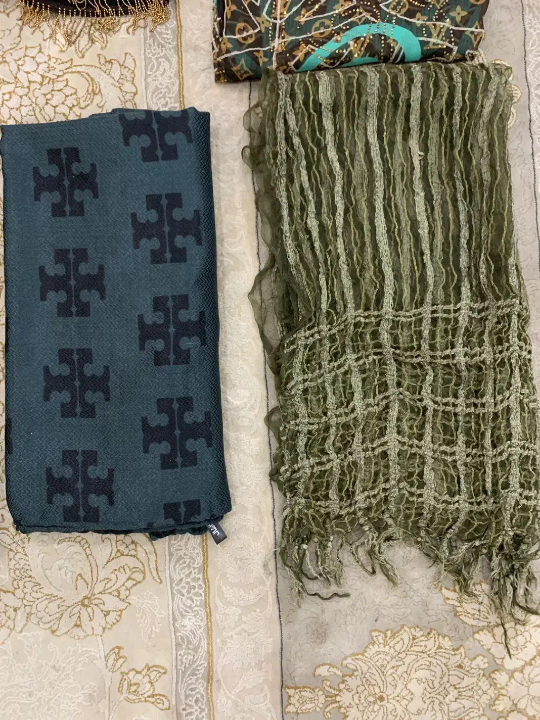 تعدادی شال وسخمه درحدنونودانه۷۰و۵۰|لباس|جوانرود, |دیوار