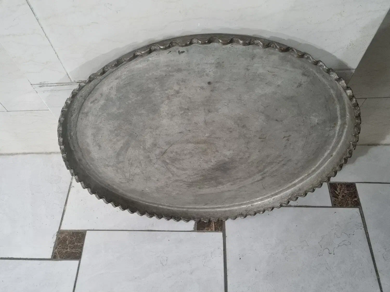 بزرگترین مجمعه مسی قدیمی وزن ۶کیلوقطر۷۵|کلکسیون اشیاء عتیقه|زنجان, |دیوار