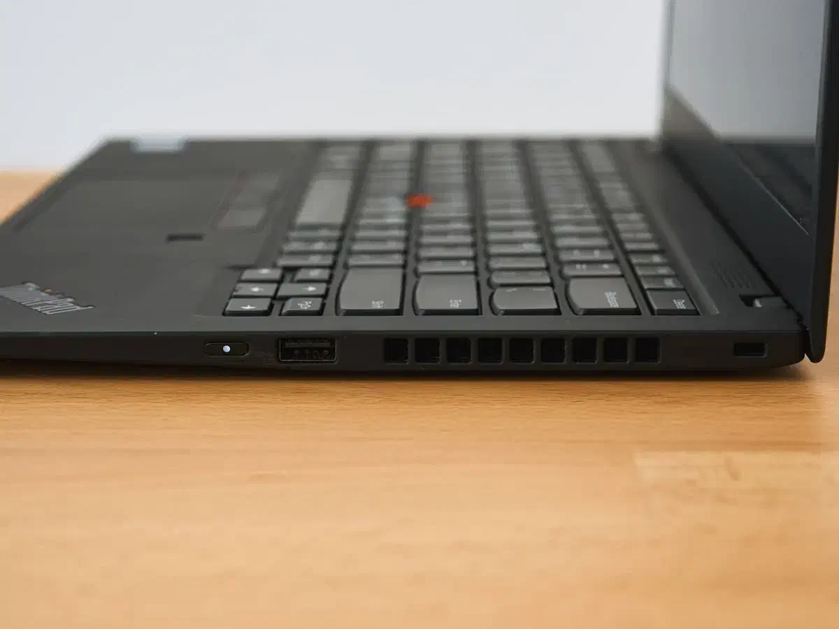 لپ تاپ Lenovo Thinkpad X1 Carbon i5 8TH FulHD لمسی|رایانه همراه|اهواز, گلستان|دیوار