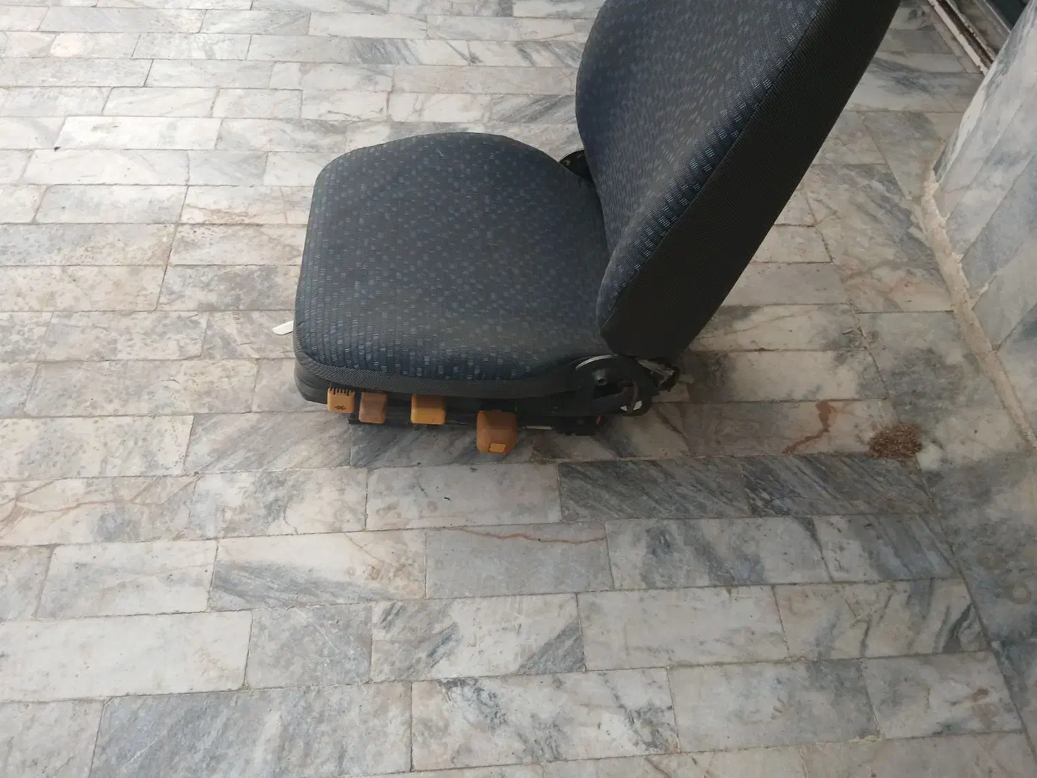 صندلی بادی کشنده مان|قطعات یدکی و لوازم جانبی|مشهد, آزادشهر|دیوار