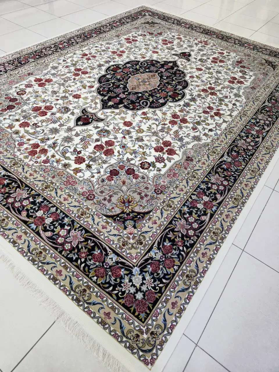 فرش سنتی 700شانه با اقساط یکساله بدون پیش|فرش|زنجان, |دیوار