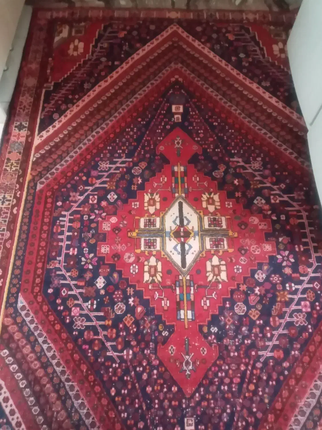 قالیچه قدیمی|فرش|تهران, سازمان برنامه جنوبی|دیوار