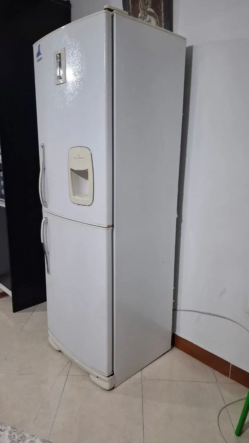 یخچال|یخچال و فریزر|رباطکریم, رباطکریم|دیوار