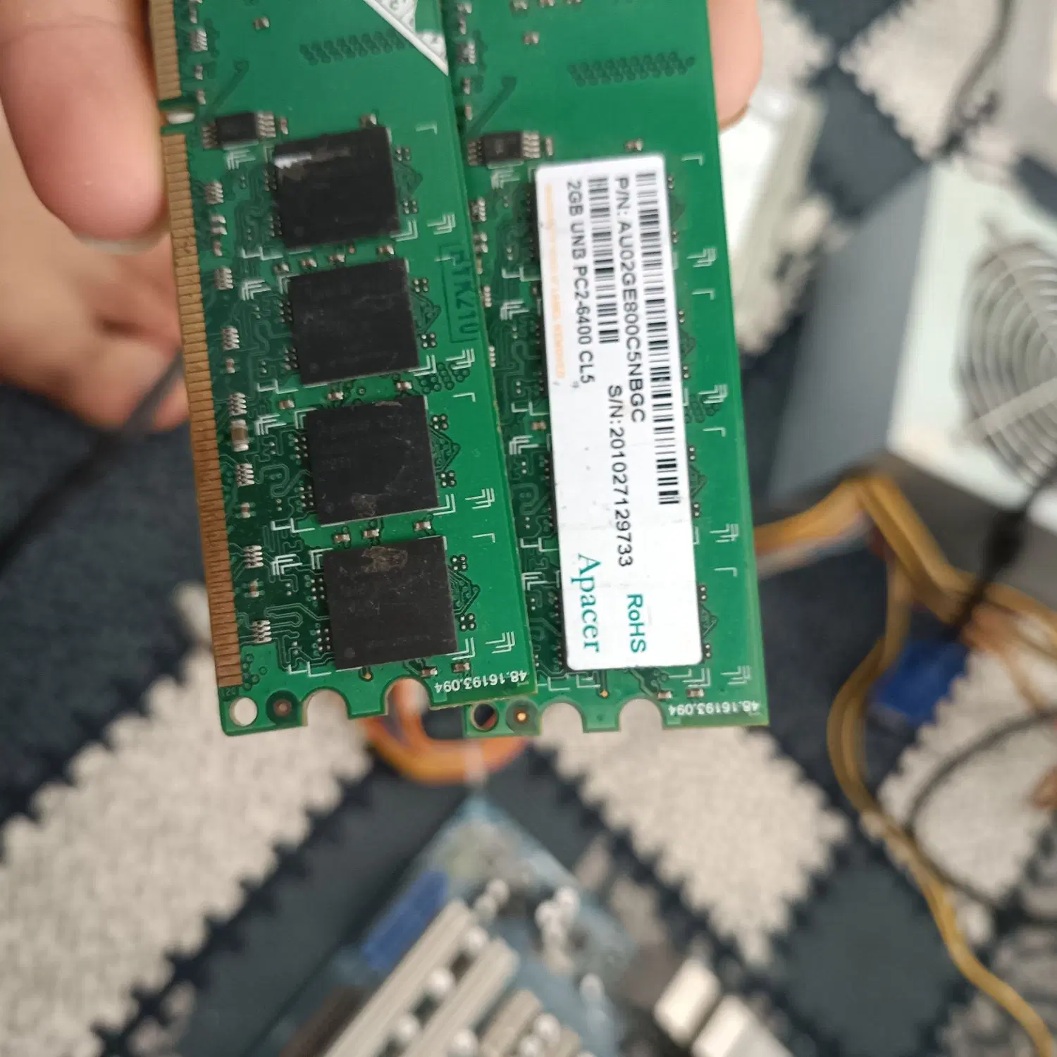 رم 2 گیگ ddr2|قطعات و لوازم جانبی رایانه|مشهد, پورسینا|دیوار