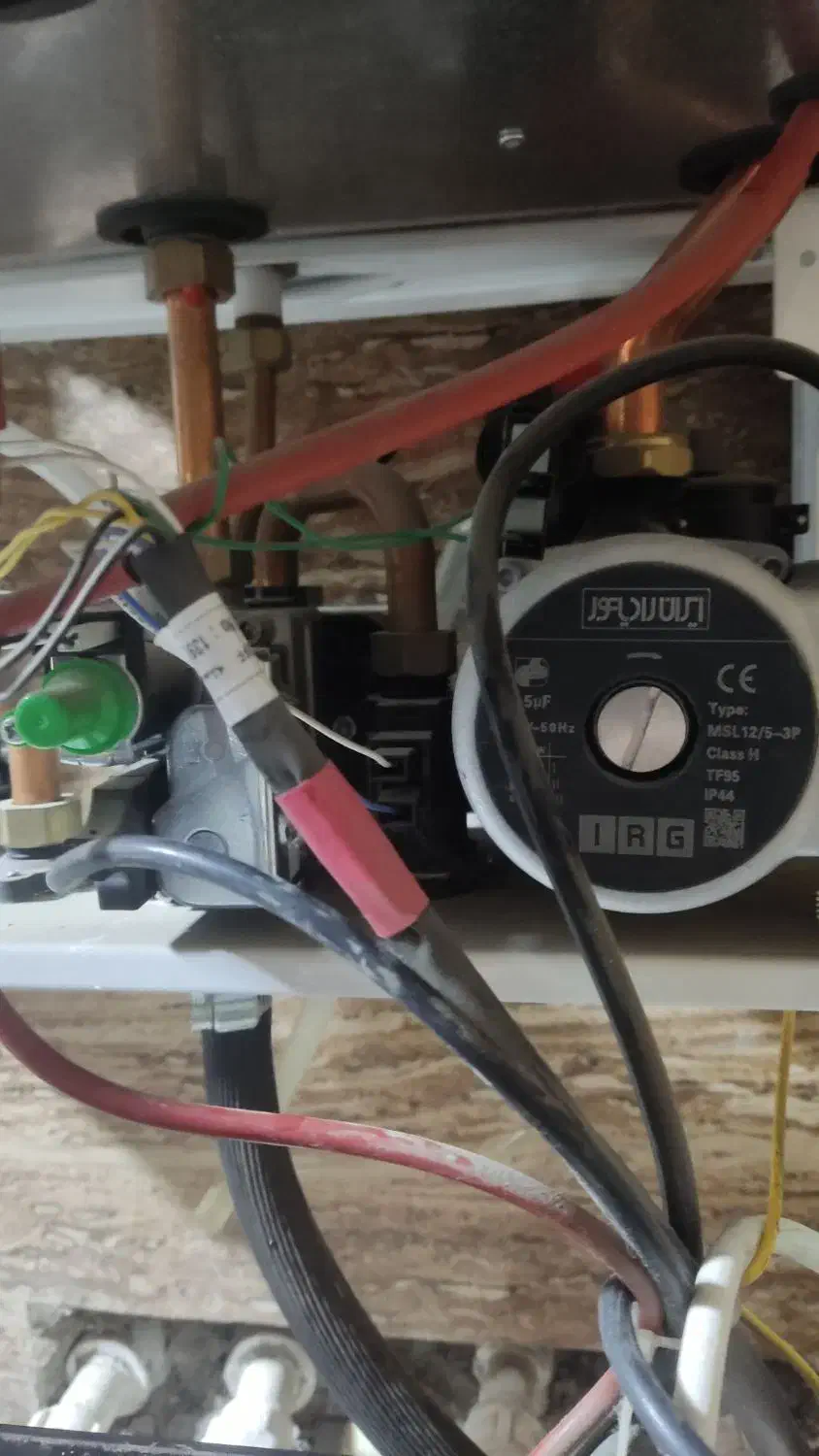 تعمیرات تخصصی پکیج دیواری با نازلترین قیمت|خدمات پیشه و مهارت|رشت, باهنر|دیوار