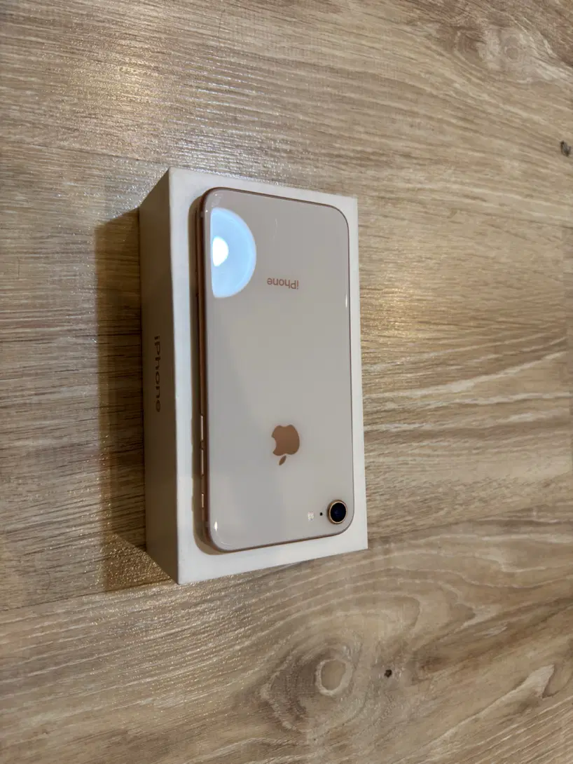 Iphone 8  ۲۵۶|موبایل|تهران, یوسف‌آباد|دیوار