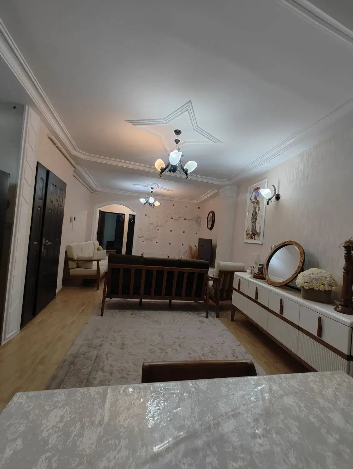 فروش آپارتمان ۷۷ متری واقع در خیابان طالقانی|فروش آپارتمان|بندر انزلی, امامزاده|دیوار