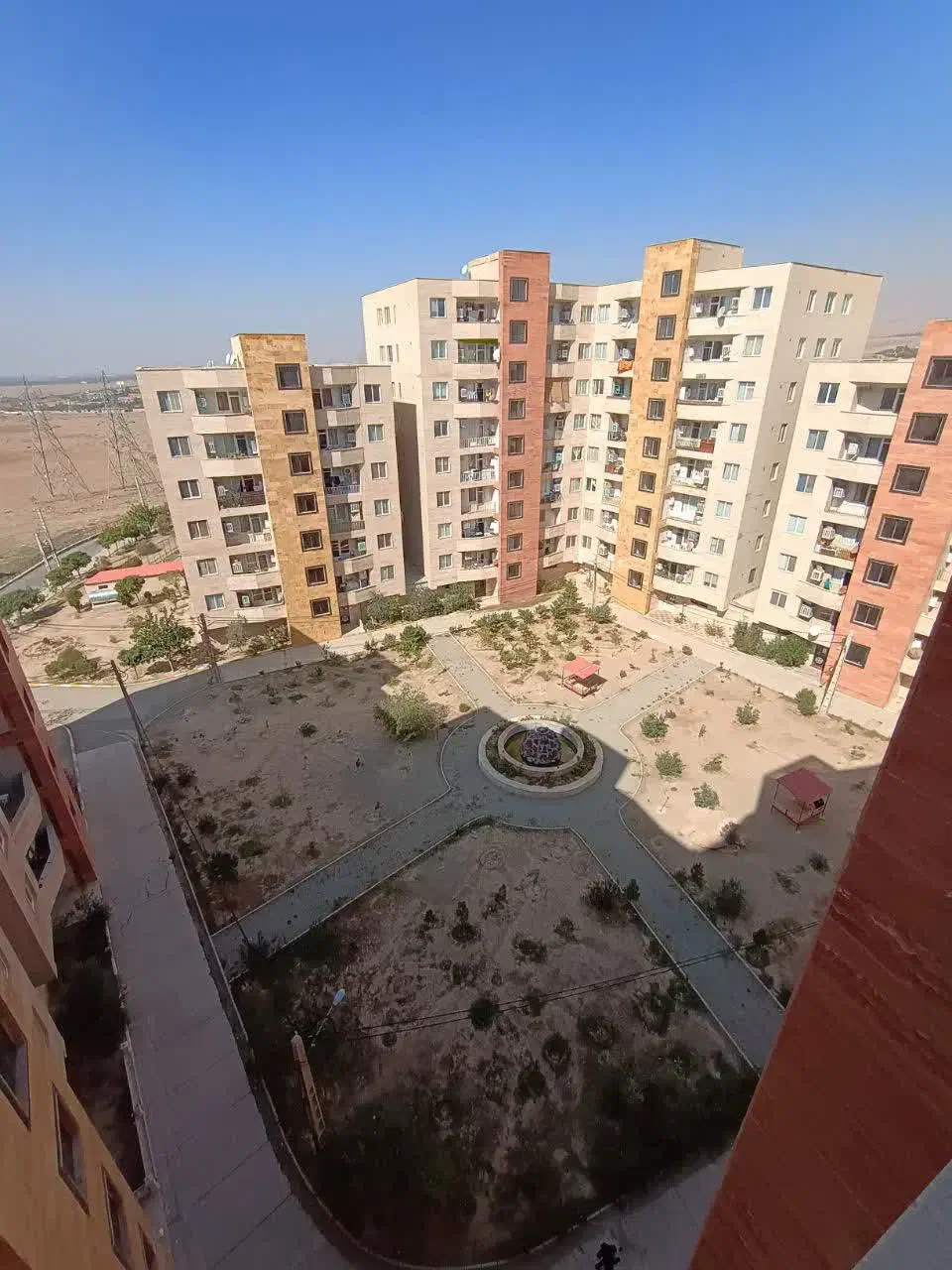 واحد 85 متری در شهرک آپادانا|فروش آپارتمان|هشتگرد, شهرک آپادانا|دیوار