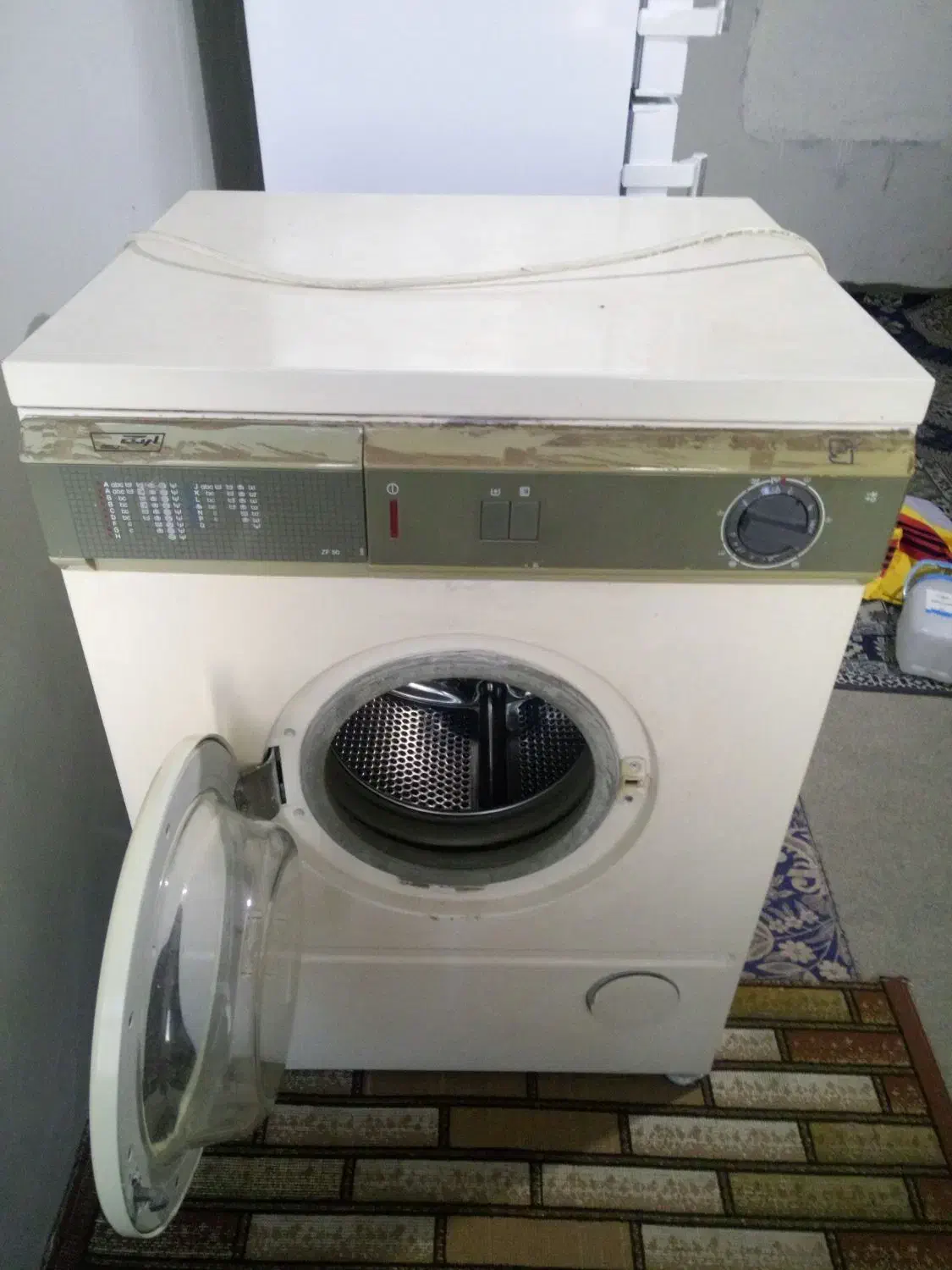 ارج|ماشین لباسشویی و خشک‌کن لباس|تولم شهر, |دیوار