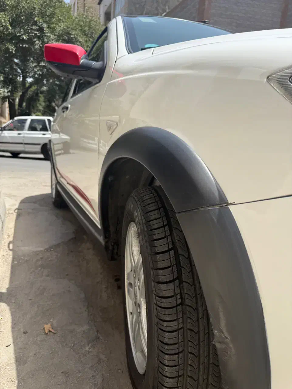 کوییک دندهای R، مدل 1401 لاکاغذی|خودرو سواری و وانت|مشهد, الهیه|دیوار