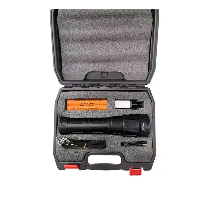 قوی ترین چراغ قوه اسمال t260|کوهنوردی و کمپینگ|ری, شهادت|دیوار