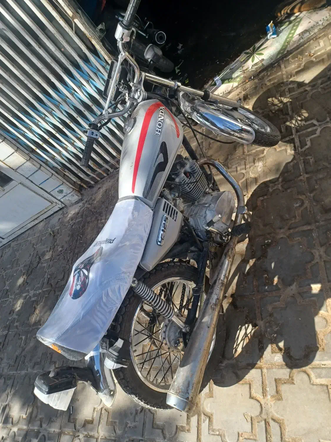 هوندا ۱۵۰ پنج دنده ملی|موتورسیکلت|چادگان, |دیوار
