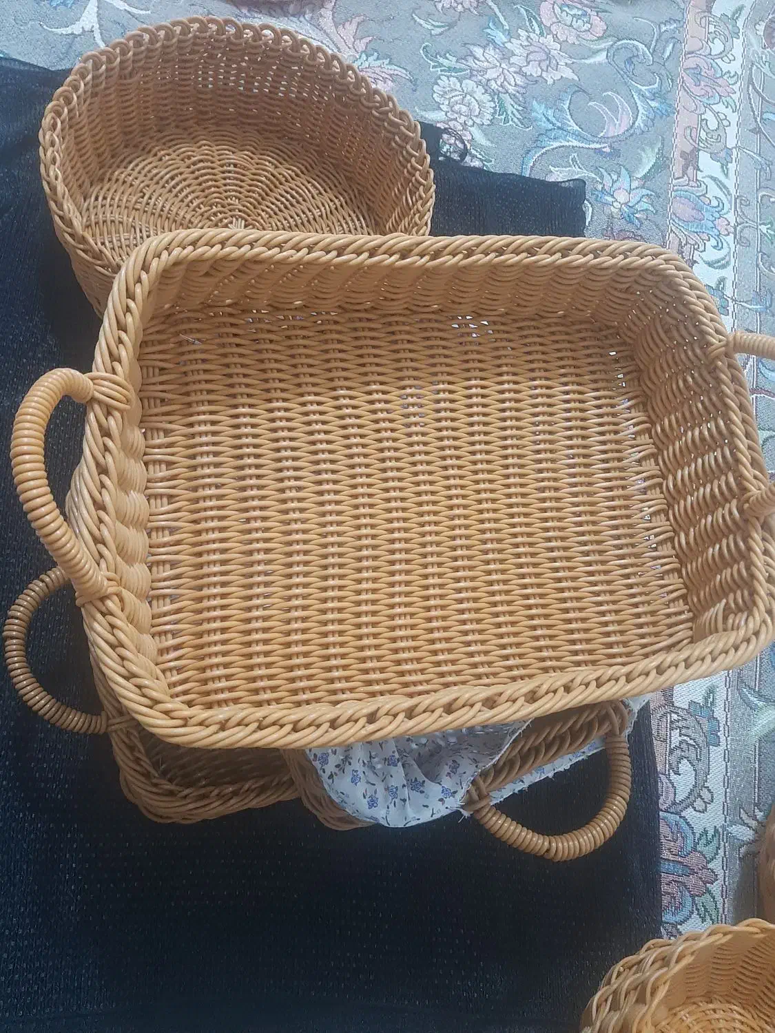 انواع سبدبافتنی موجوداست|صنایع دستی و سایر لوازم تزئینی|قزوین, |دیوار