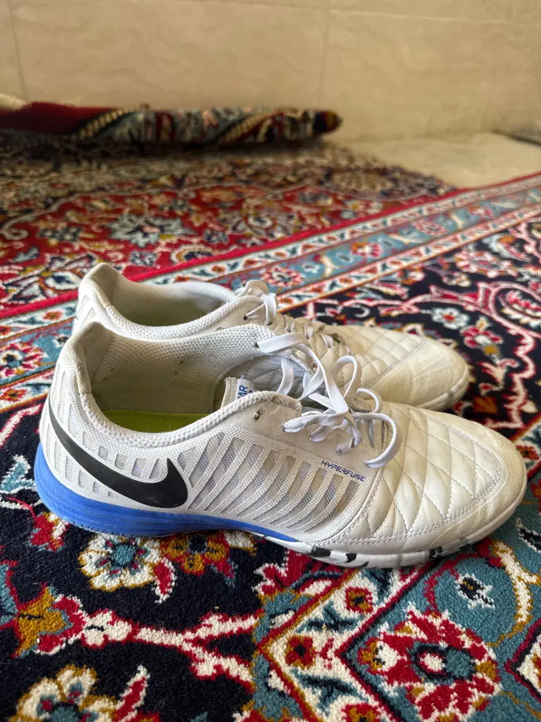 کفش فوتسال اورجینال|ورزشهای توپی|قم, سعادتی|دیوار