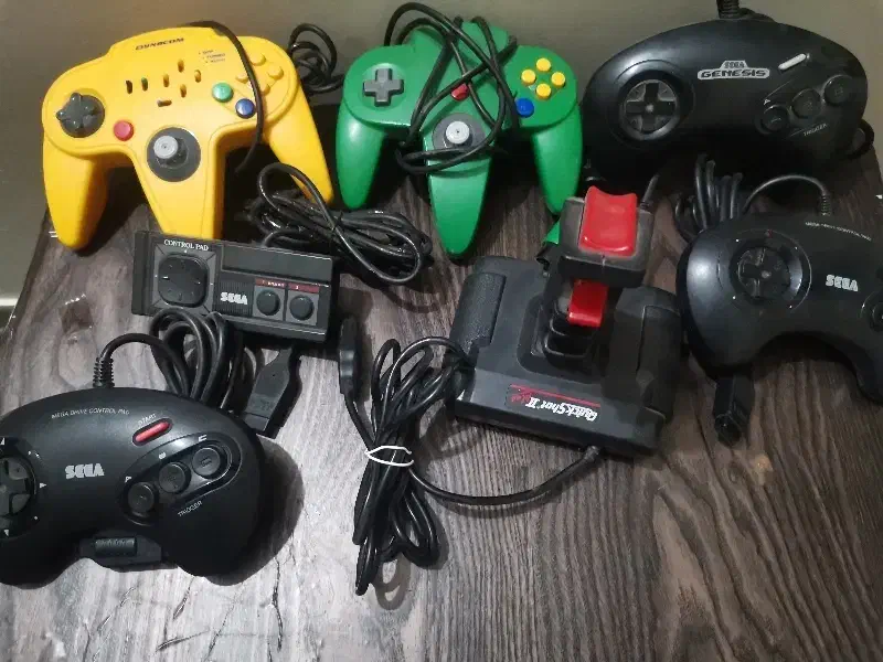 دسته بازی یا کنترل کنسول های سگا ونینتندو و اتاری|کنسول، بازی ویدئویی و آنلاین|تهران, فدک|دیوار