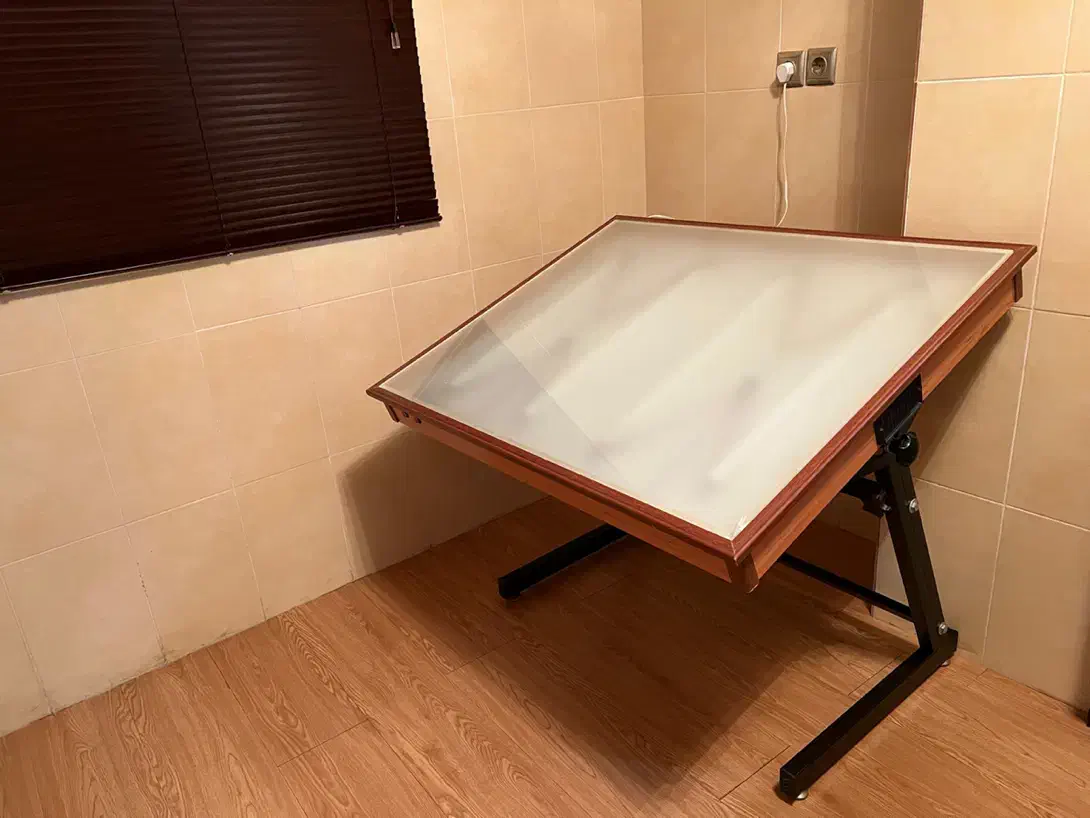 میز نور ۱۰۰ در ۷۰|میز تحریر و کامپیوتر|رشت, گلباغ نماز|دیوار