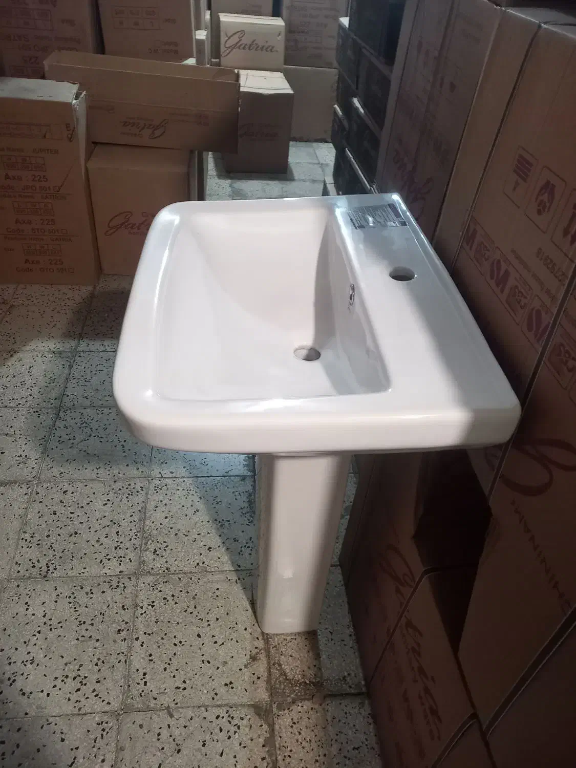 روشویی گاتریا|لوازم سرویس بهداشتی|تهران, علم و صنعت|دیوار