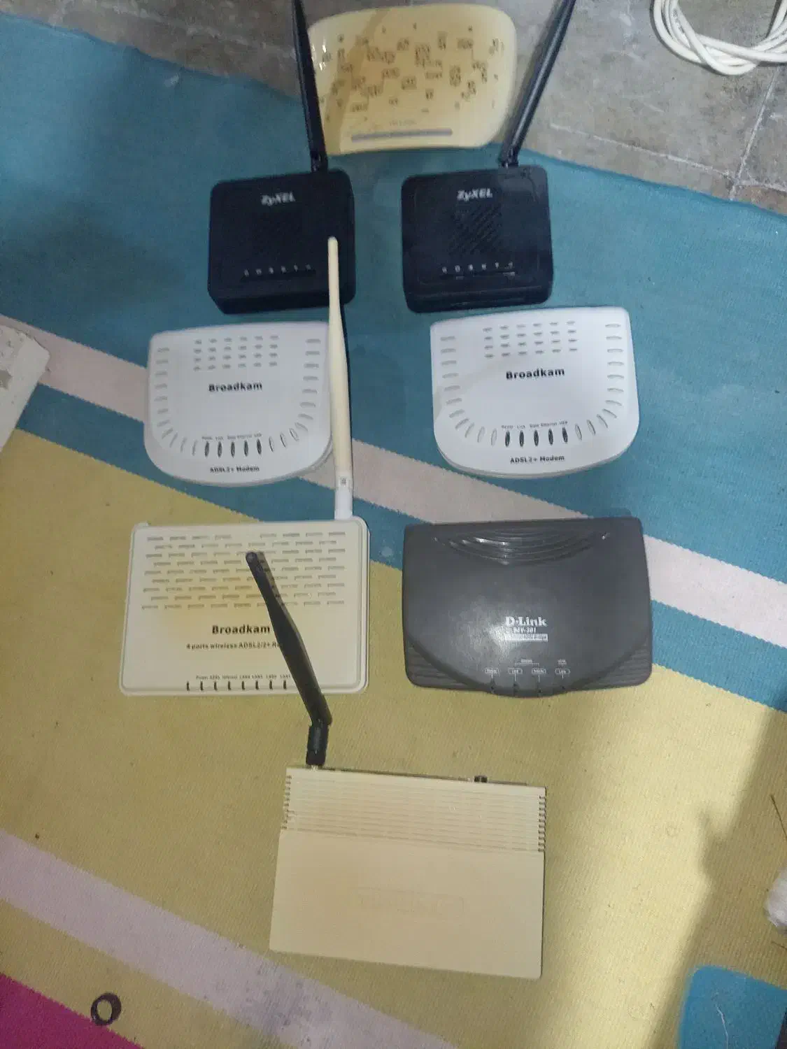 8 دستگاه مودم|مودم و تجهیزات شبکه|نوشهر, |دیوار