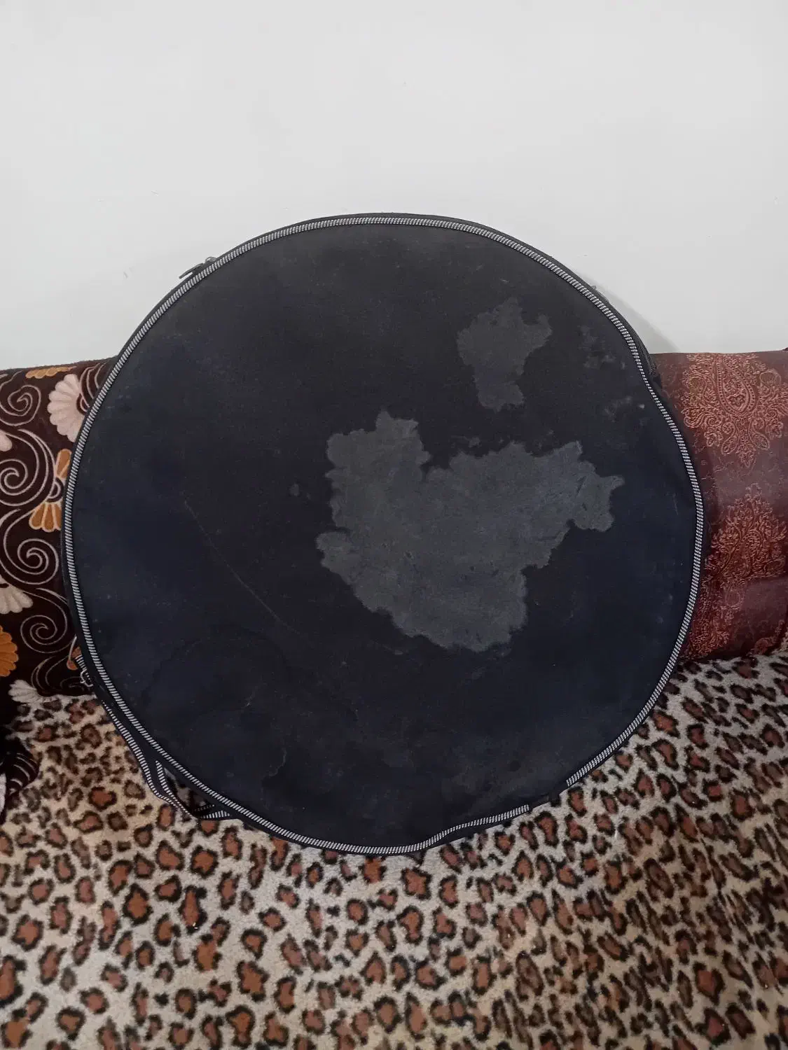 دف کارکرده  ولی سالم|سازهای سنتی|اصفهان, شیخ اشراق|دیوار