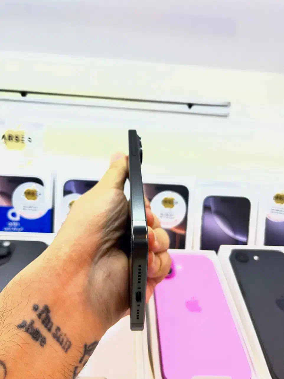 iPhone 15 Pro Max رجیستر شده باطری ۹۸در حد آک|موبایل|کرج, گوهردشت|دیوار
