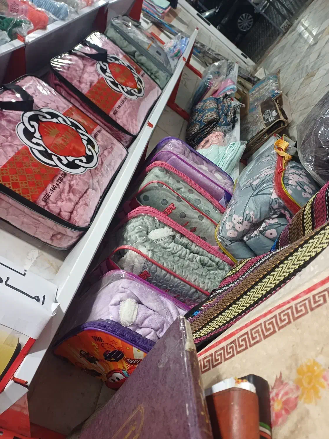 پتو کوله دار|رختخواب، بالش، پتو|گرگان, |دیوار