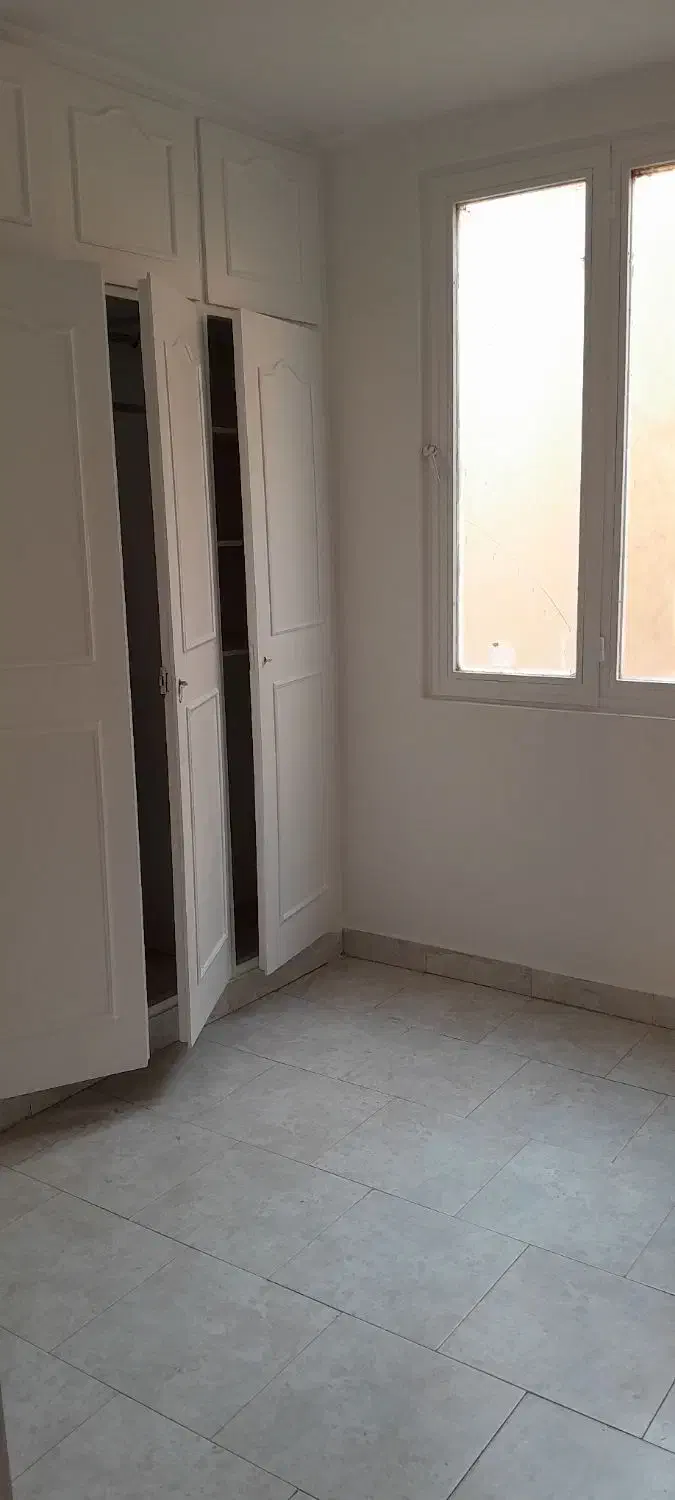 پیروزی،دهم فروردین،۴۵متر،طبقه ۳