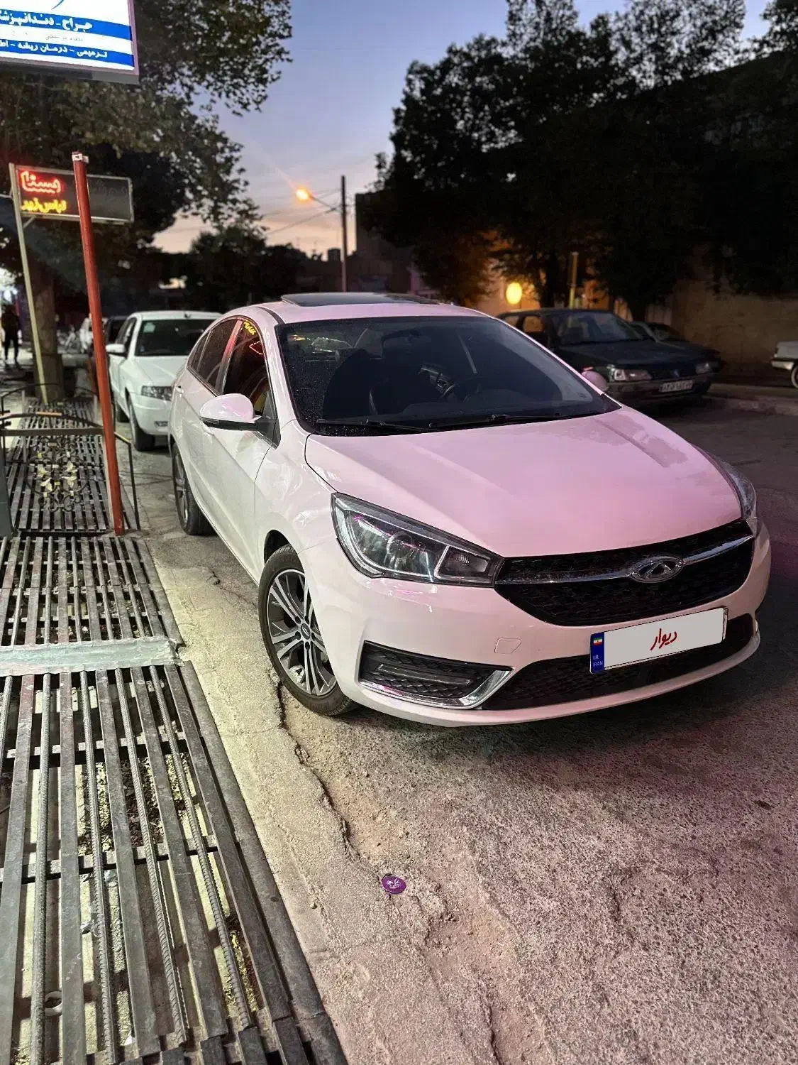 اریزو ۵مدل ۹۵ اتوماتیک|خودرو سواری و وانت|آباده, |دیوار