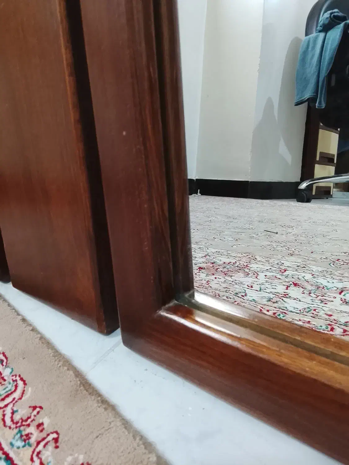 آینه چوبی ،آینه دراور|آینه|رباط‌کریم, مسکن مهر آبشناسان|دیوار