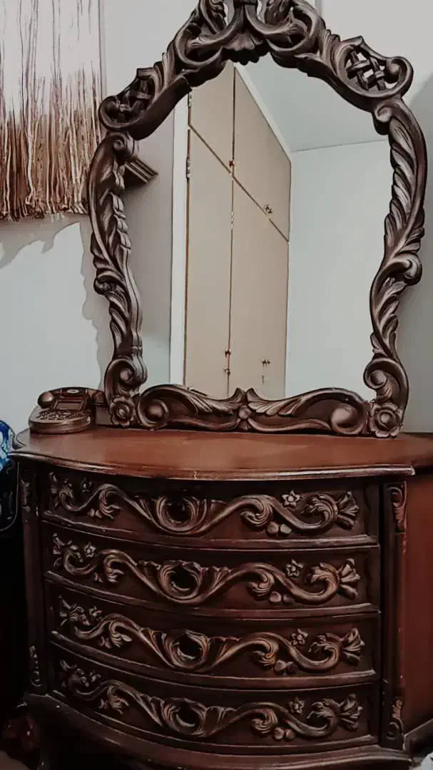 تخت دو نفره چوب گردو|تخت و سرویس خواب|ورامین, ورامین|دیوار