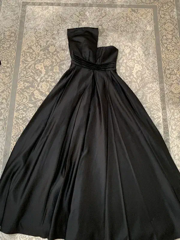 لباس مجلسی زنانه|لباس|ساری, |دیوار